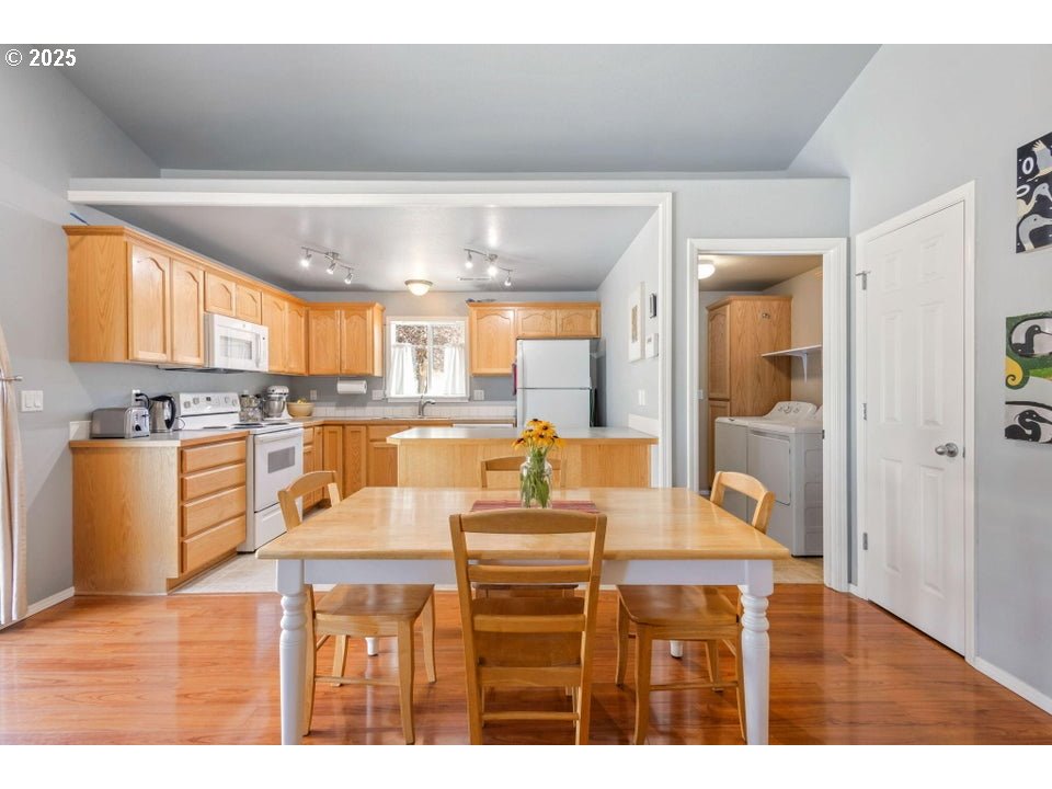 16685 William Foss Road La Pine, OR 97739 - Photo 14 of 31