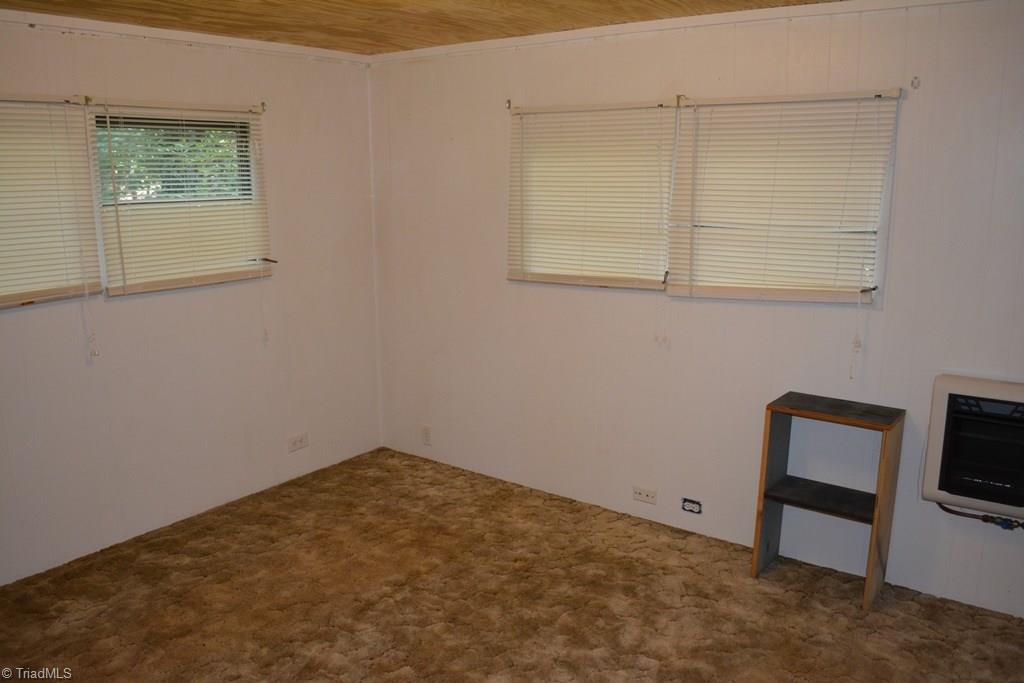 1189 CC Camp Road Elkin, NC 28621 - Photo 11 of 25 Gallery Image 11
