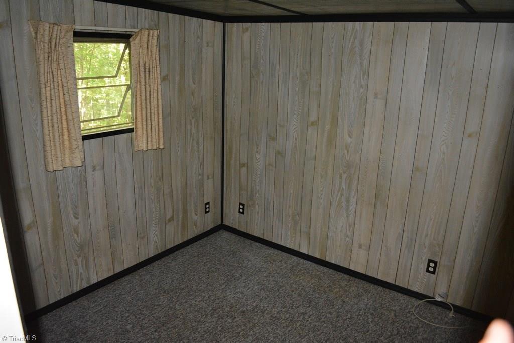 1189 CC Camp Road Elkin, NC 28621 - Photo 16 of 25 Gallery Image 16