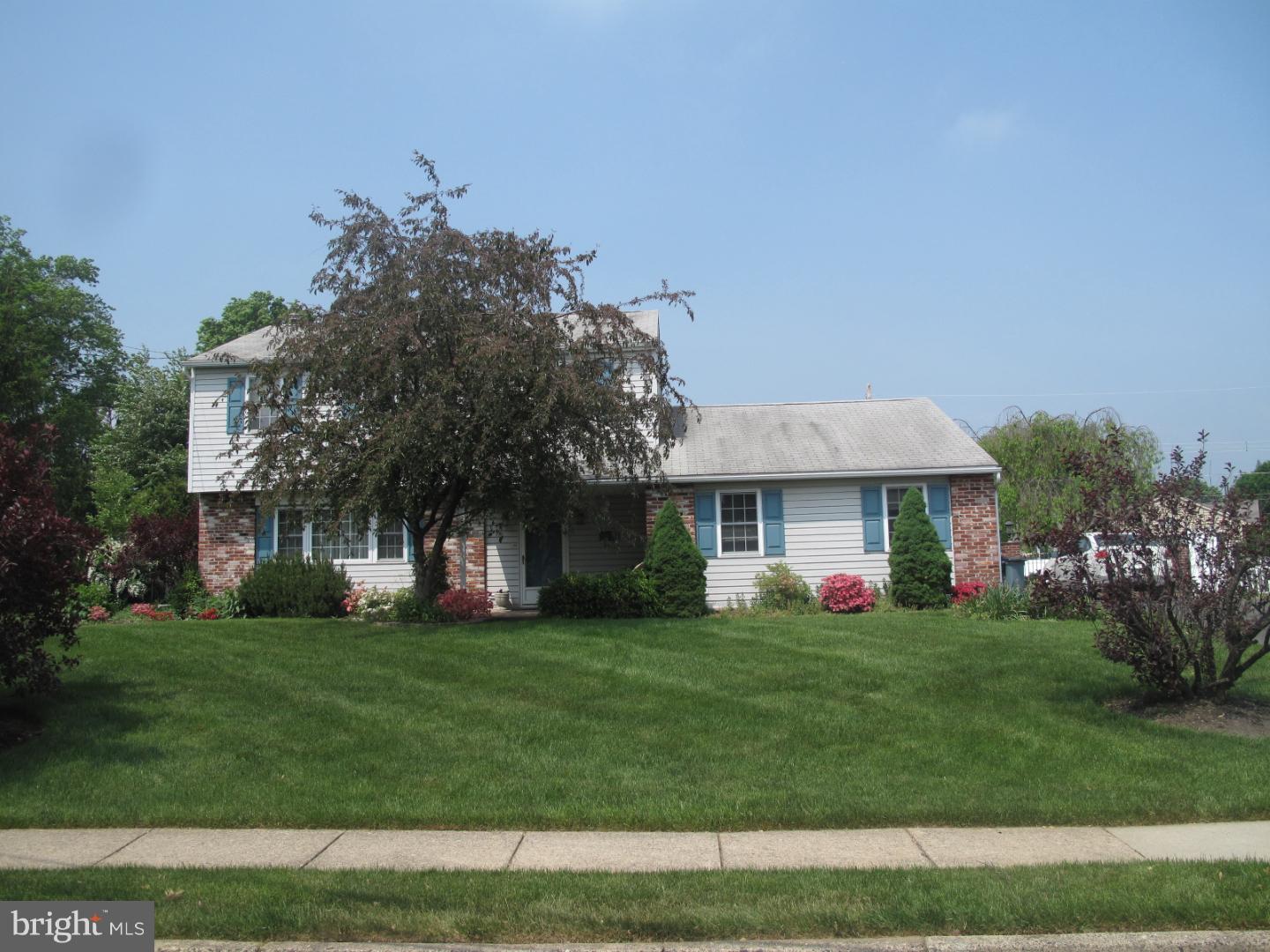 242 Belair Road Warminster, PA 18974 - Photo 1 of 9 Gallery Image 1