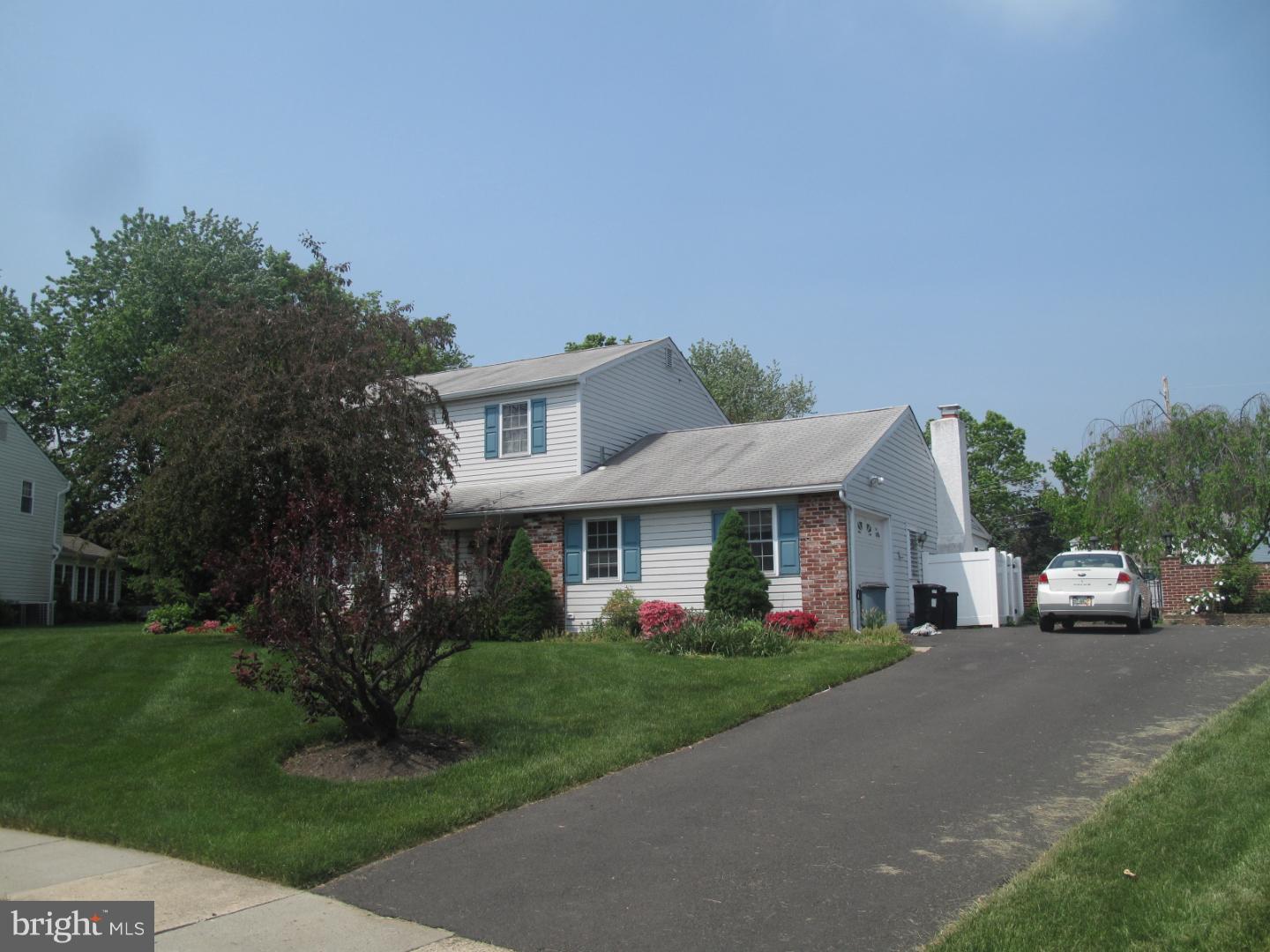242 Belair Road Warminster, PA 18974 - Photo 3 of 9 Gallery Image 3