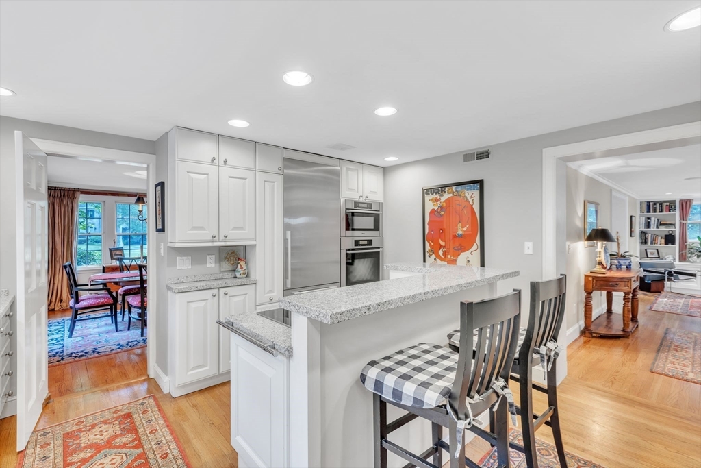 197 Farmington Road Longmeadow, MA 01106 - Photo 16 of 42 Gallery Image 16