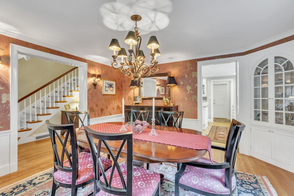197 Farmington Road Longmeadow, MA 01106 - Photo 19 of 42 Gallery Image 19