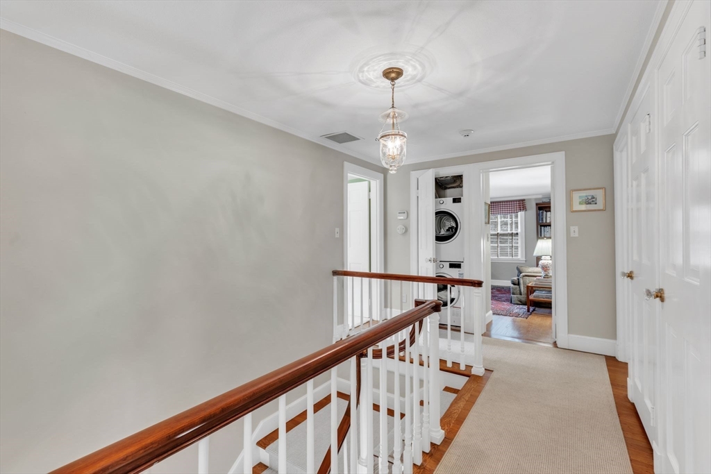 197 Farmington Road Longmeadow, MA 01106 - Photo 22 of 42 Gallery Image 22