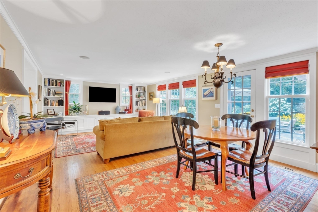 197 Farmington Road Longmeadow, MA 01106 - Photo 10 of 42 Gallery Image 10