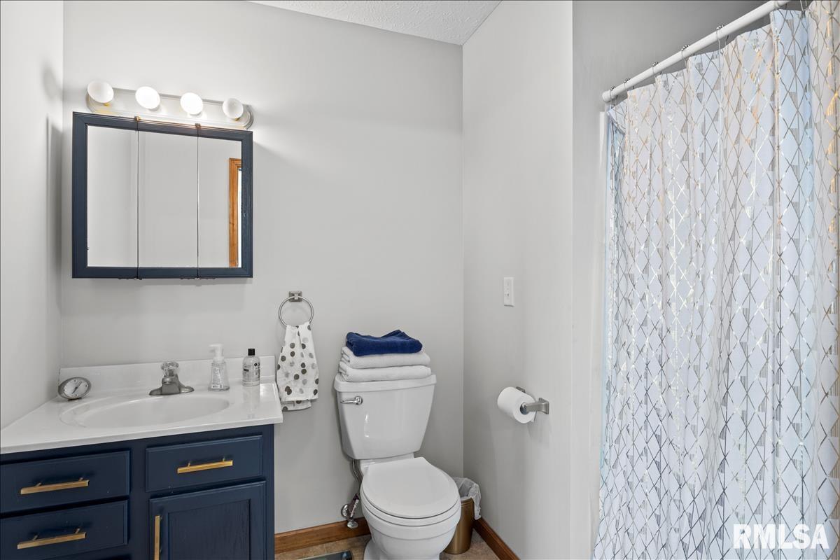 1801 Plover Road Springfield, IL 62711 - Photo 15 of 28 Gallery Image 15
