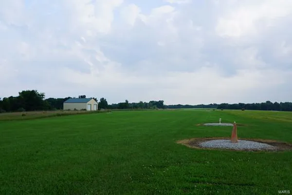 $68,000 | 0 Lot Place, Perry, MO 63462