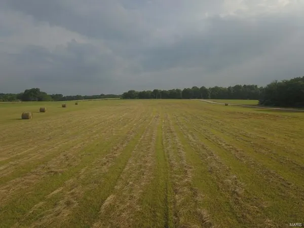 $68,000 | 0 Lot Place, Perry, MO 63462