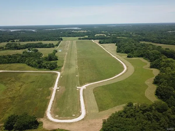 $68,000 | 0 Lot Place, Perry, MO 63462