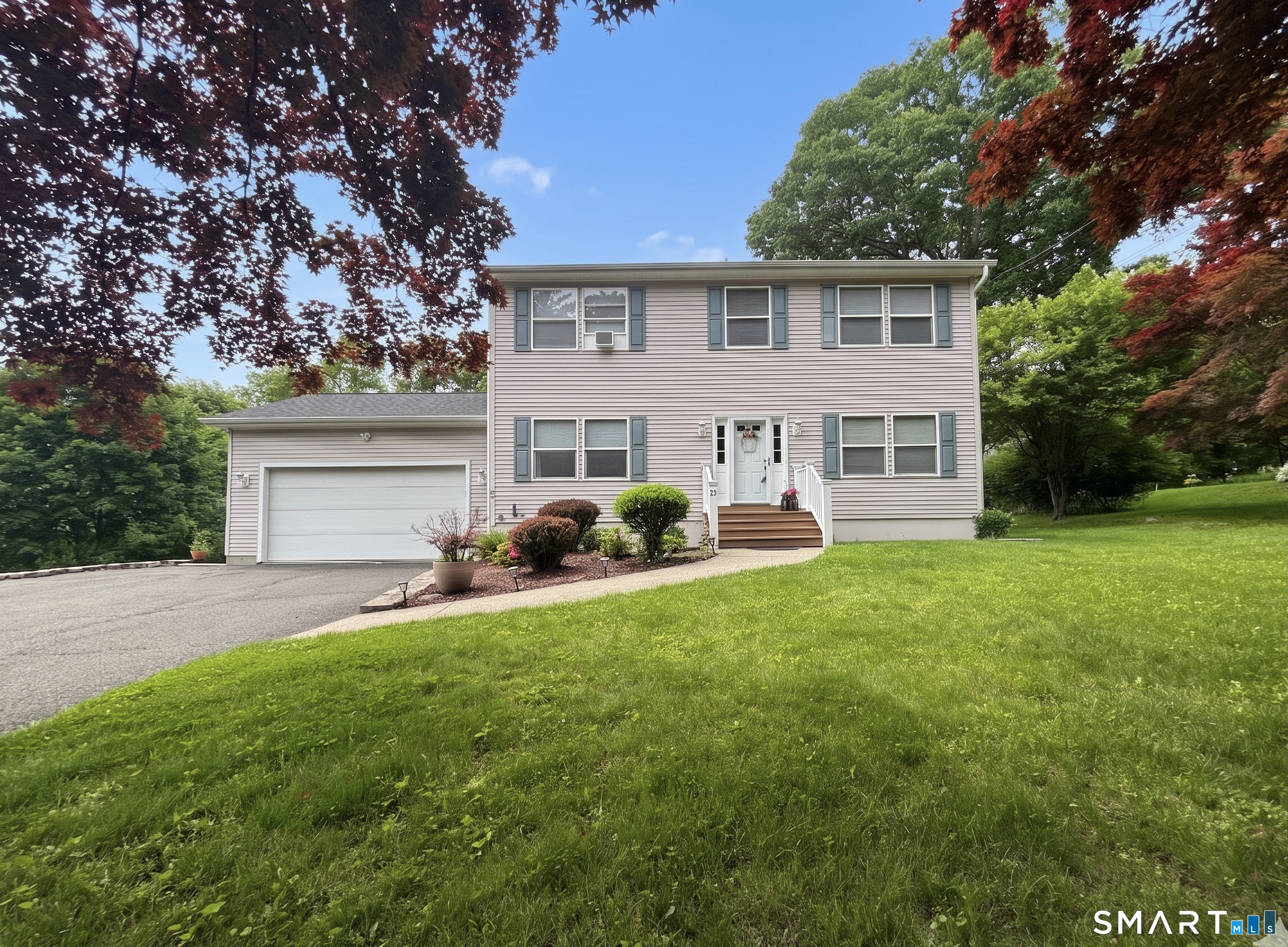 20 Driftway Road Danbury, CT 06811 - Photo 1 of 1