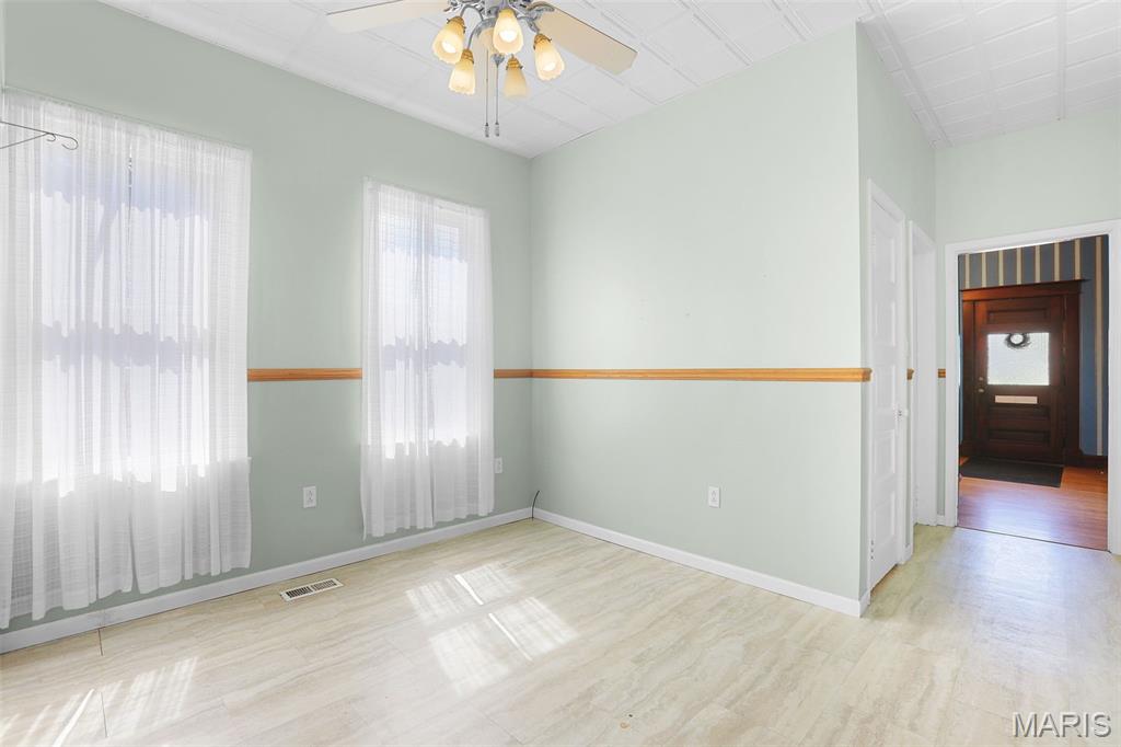 2408 Edwards Street Alton, IL 62002 - Photo 15 of 32