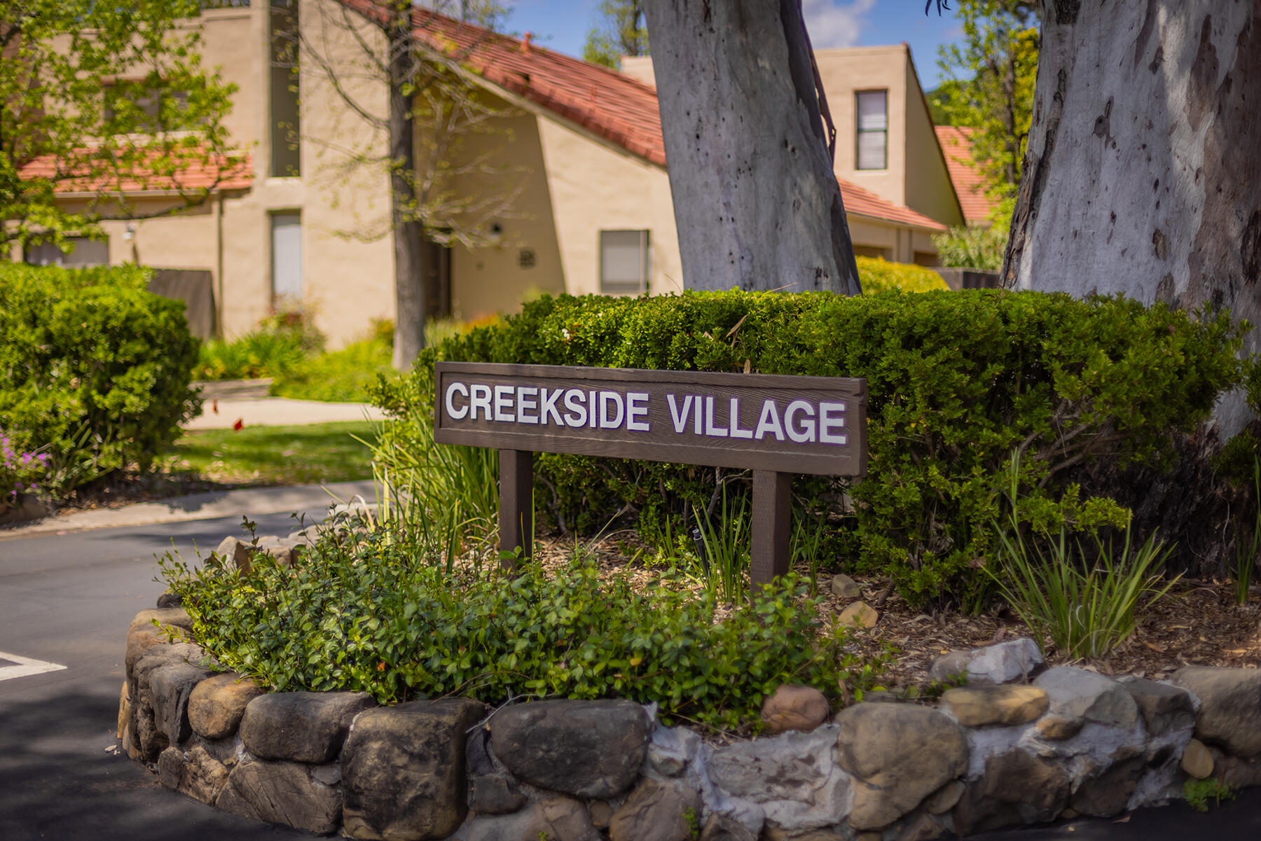 211 North Carrillo Road, Unit E Ojai, CA 93023 - Photo 27 of 27 a view of a building with a garden
