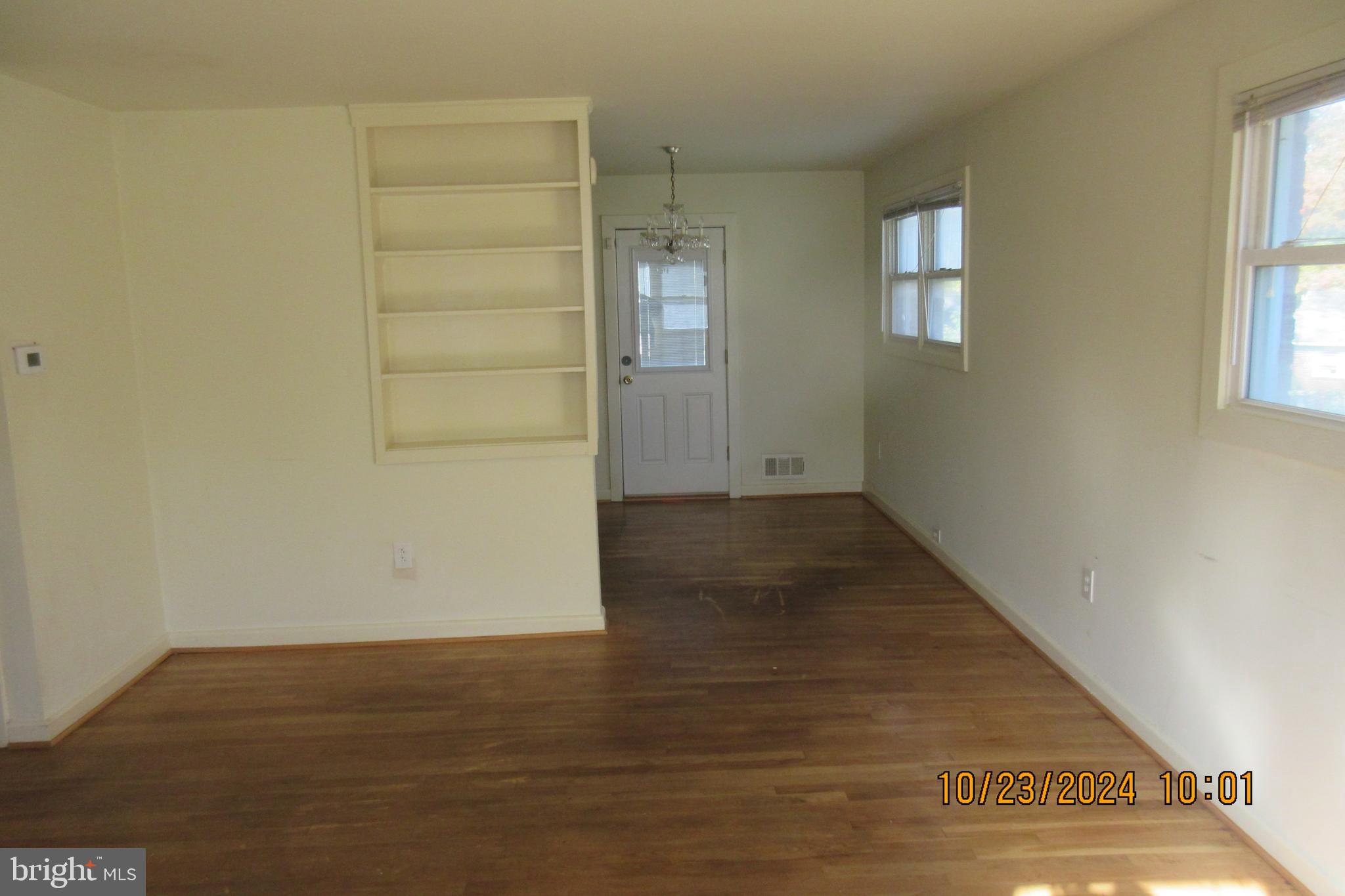 919 Benson Terrace Silver Spring, MD 20901 - Photo 8 of 12 Living Room