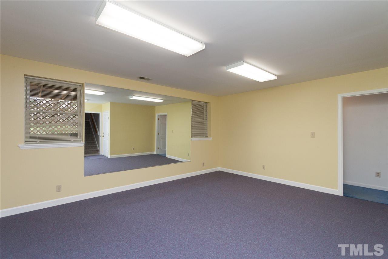 8604 Vanburgh Court Raleigh, NC 27615 - Photo 19 of 25 Gallery Image 19