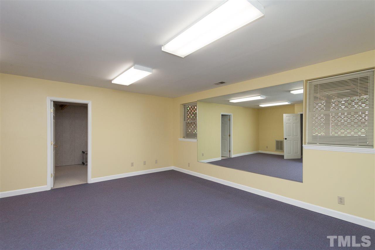 8604 Vanburgh Court Raleigh, NC 27615 - Photo 20 of 25 Gallery Image 20