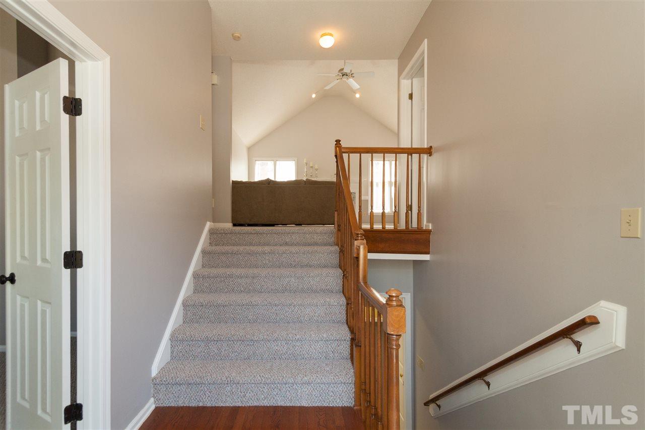 8604 Vanburgh Court Raleigh, NC 27615 - Photo 3 of 25 Gallery Image 3