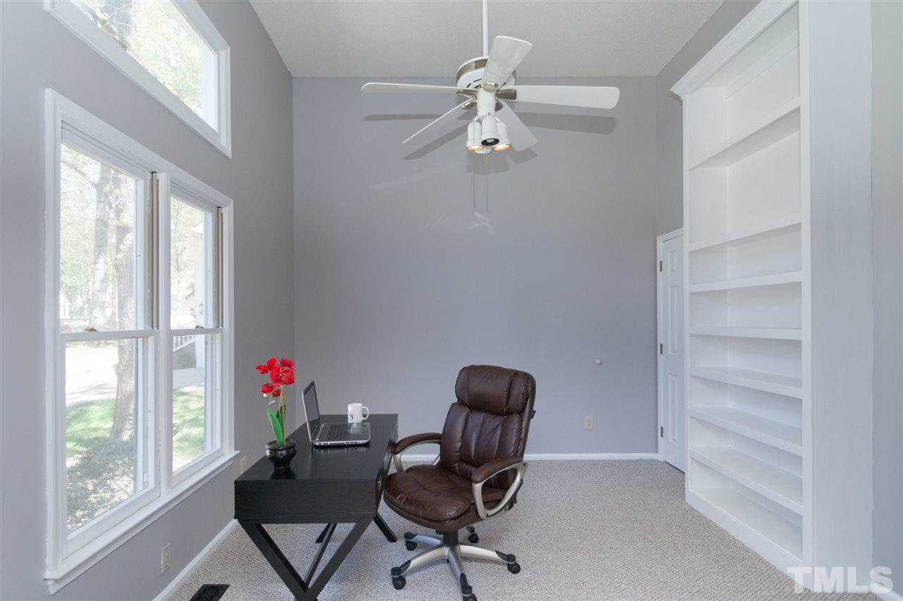 8604 Vanburgh Court Raleigh, NC 27615 - Photo 4 of 25 Gallery Image 4
