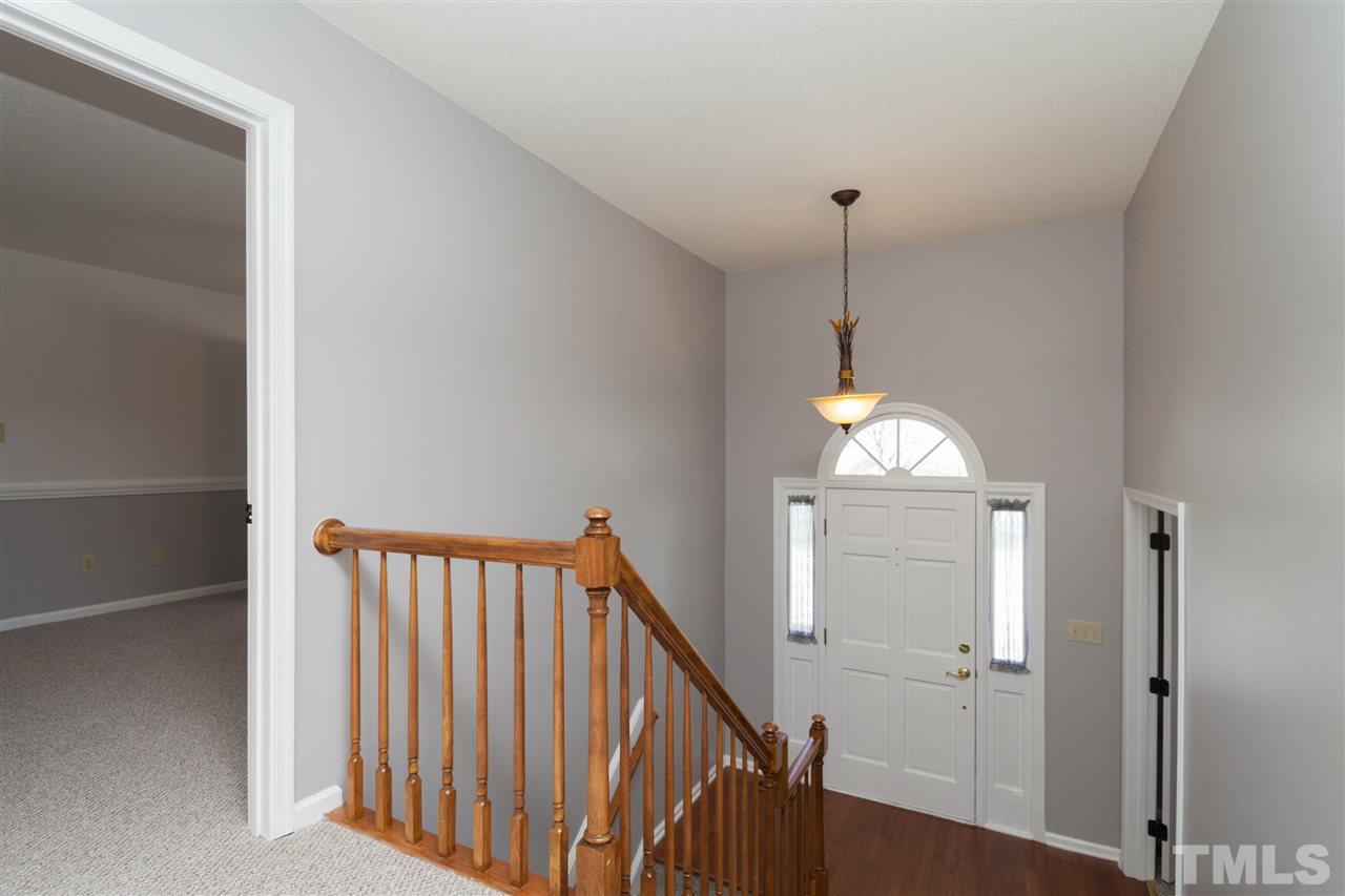 8604 Vanburgh Court Raleigh, NC 27615 - Photo 5 of 25 Gallery Image 5