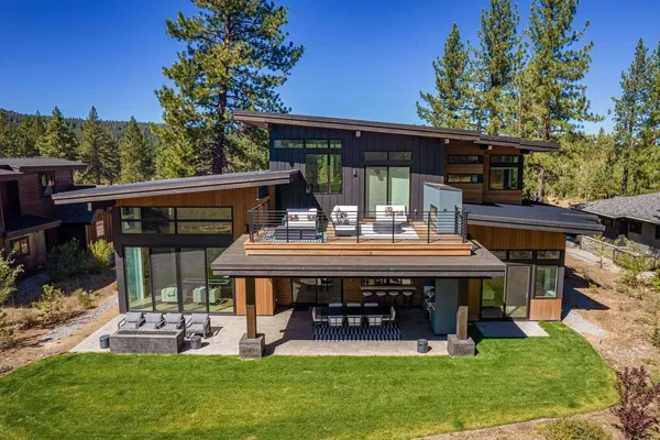 $475,000 | 11614 Henness Road, Unit B, Truckee, CA 96161