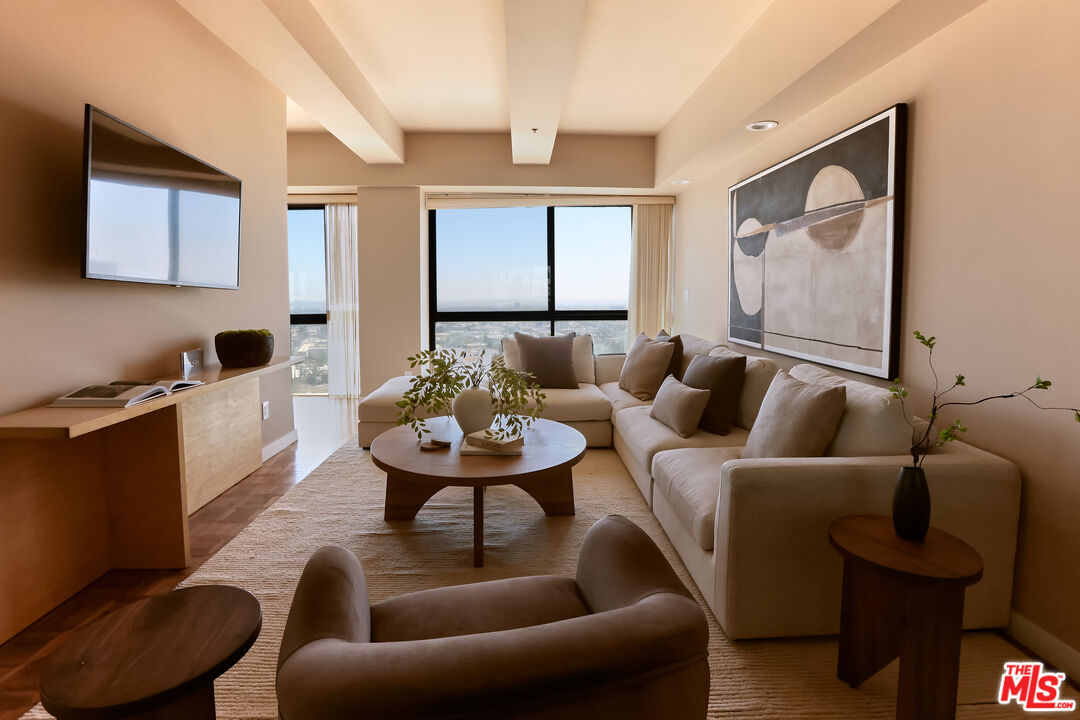 10790 Wilshire Boulevard, Unit 1603 Los Angeles, CA 90024 - Photo 2 of 35