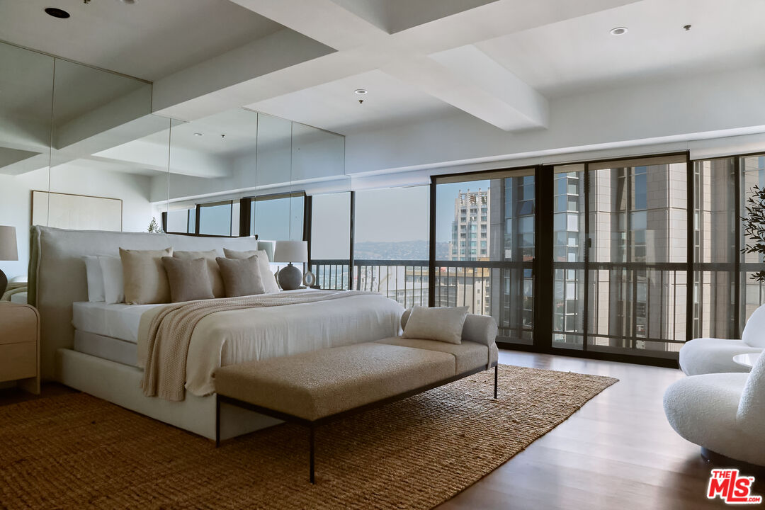 10790 Wilshire Boulevard, Unit 1603 Los Angeles, CA 90024 - Photo 24 of 35