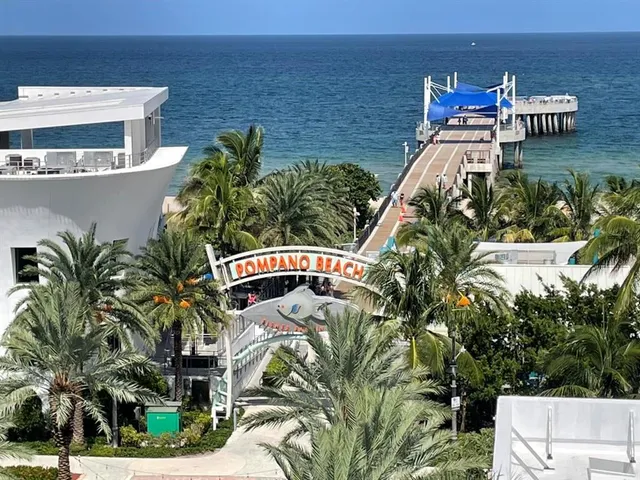 $329,000 | 575 Oaks Lane, Unit 1002, Pompano Beach, FL 33069