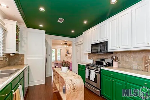 $2,400 | 5353 Capital Heights Avenue, Baton Rouge, LA 70806