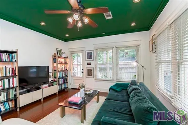 $2,400 | 5353 Capital Heights Avenue, Baton Rouge, LA 70806