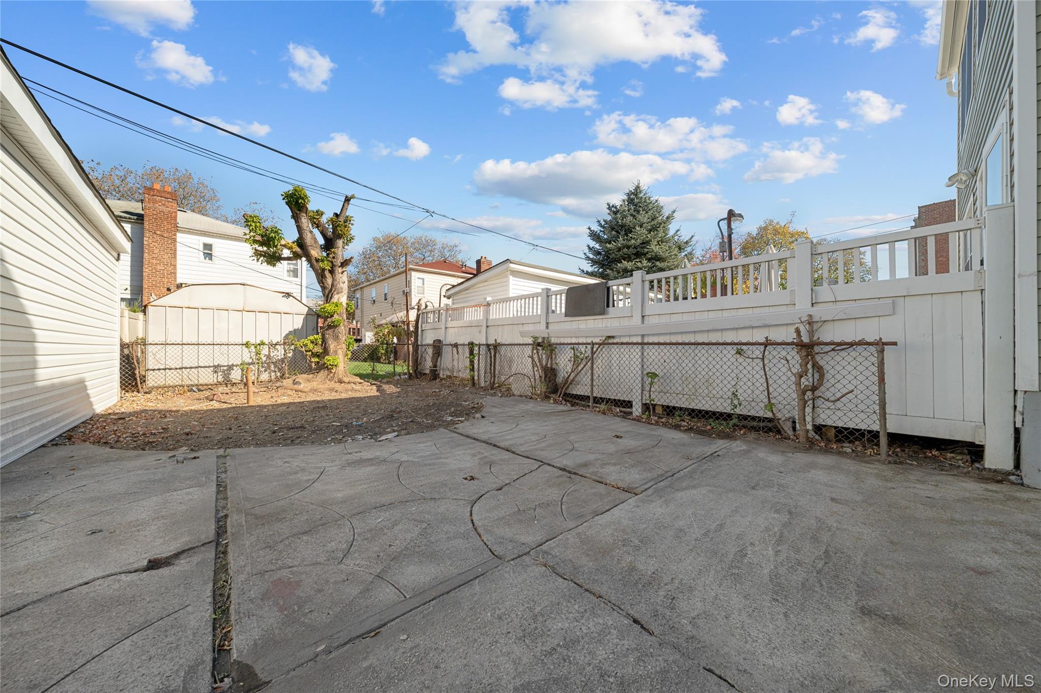 1331 Remsen Avenue Brooklyn, NY 11236 - Photo 28 of 30 a view of a backyard