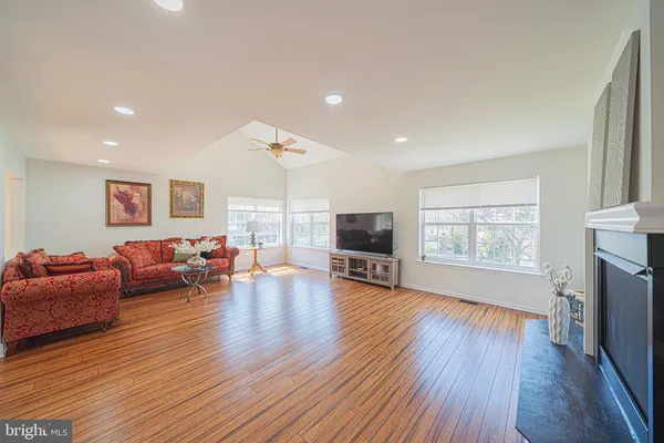 $689,950 | 1907 Mayflower Drive, Quakertown, PA 18951