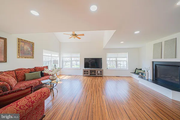 $689,950 | 1907 Mayflower Drive, Quakertown, PA 18951