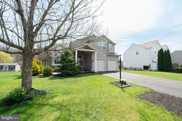 $689,950 | 1907 Mayflower Drive, Quakertown, PA 18951