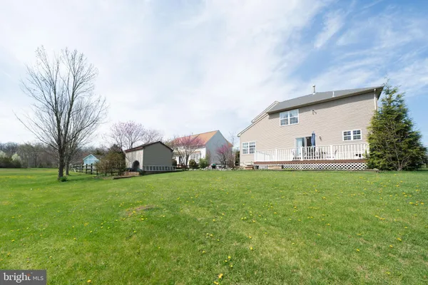 $689,950 | 1907 Mayflower Drive, Quakertown, PA 18951