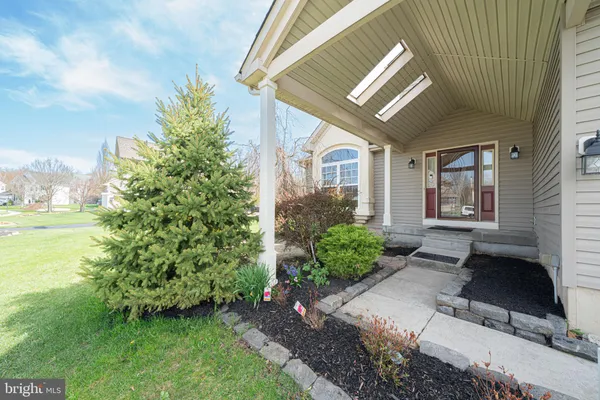 $689,950 | 1907 Mayflower Drive, Quakertown, PA 18951