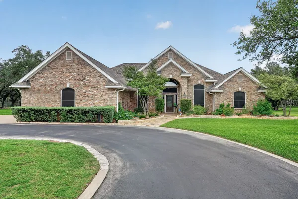 $1,500,000 | 104 Lakewood Trail, Leander, TX 78641
