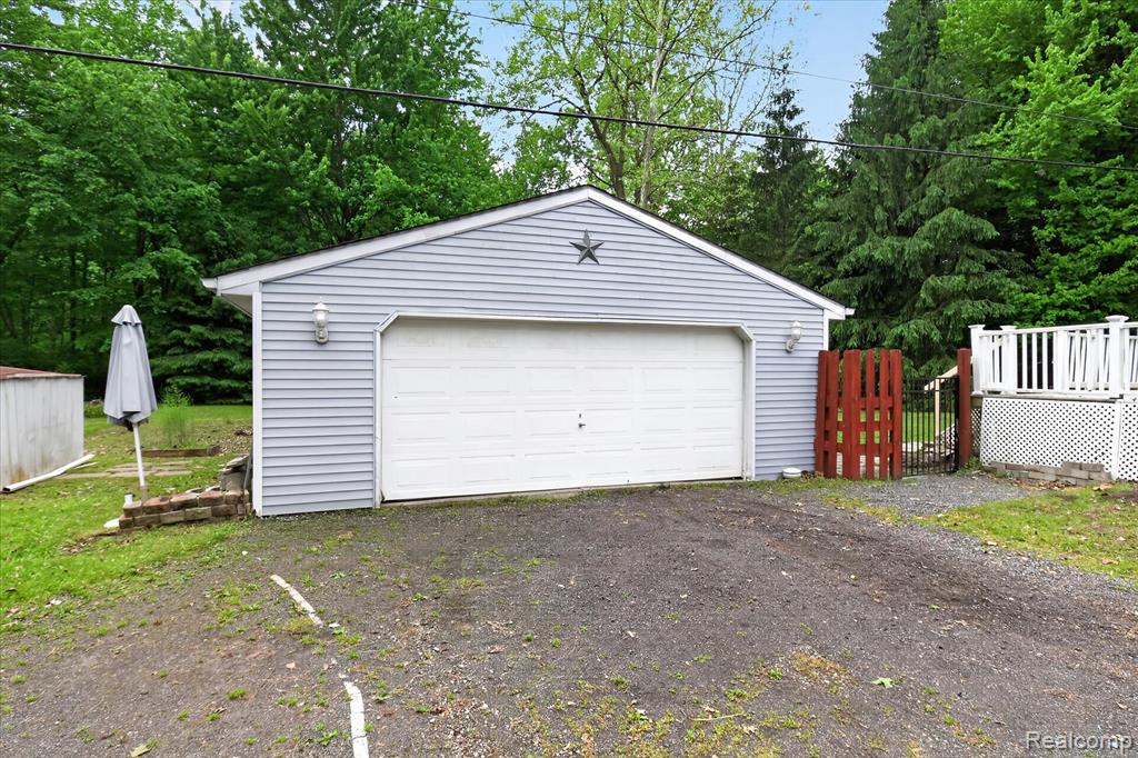 41303 Harris Road Belleville, MI 48111 - Photo 47 of 49
