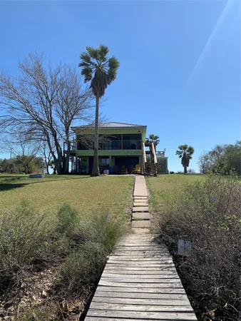 $525,000 | 228 Speckled Trout Loop, Palacios, TX 77465
