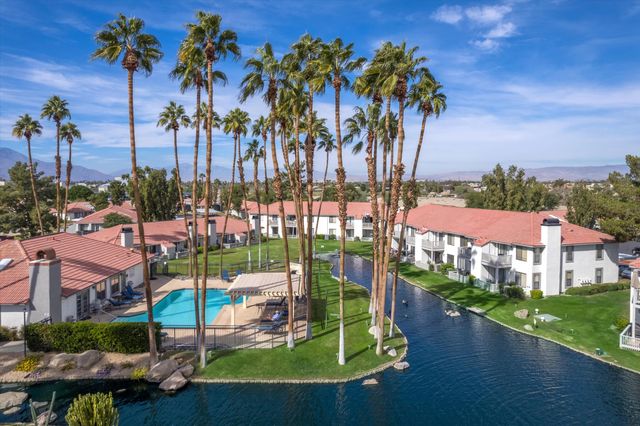 a view of a tennis court
