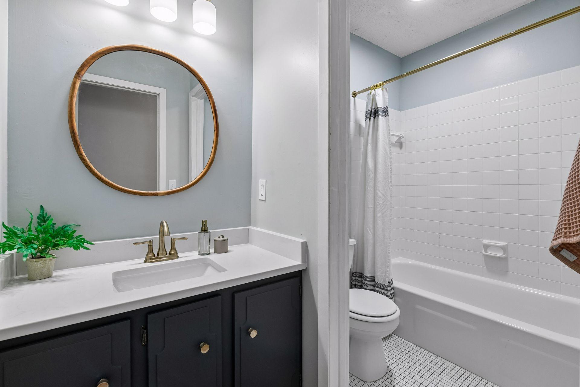 8948 Neill Lake Road, Unit B Eden Prairie, MN 55347 - Photo 30 of 35 Gallery Image 30