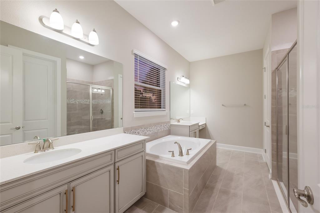 3533 Big Sky Way Lakewood Ranch, FL 34211 - Photo 17 of 85