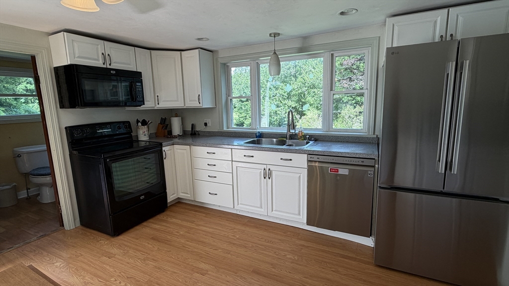 445 Lebanon Hill Road Southbridge, MA 01550 - Photo 6 of 38