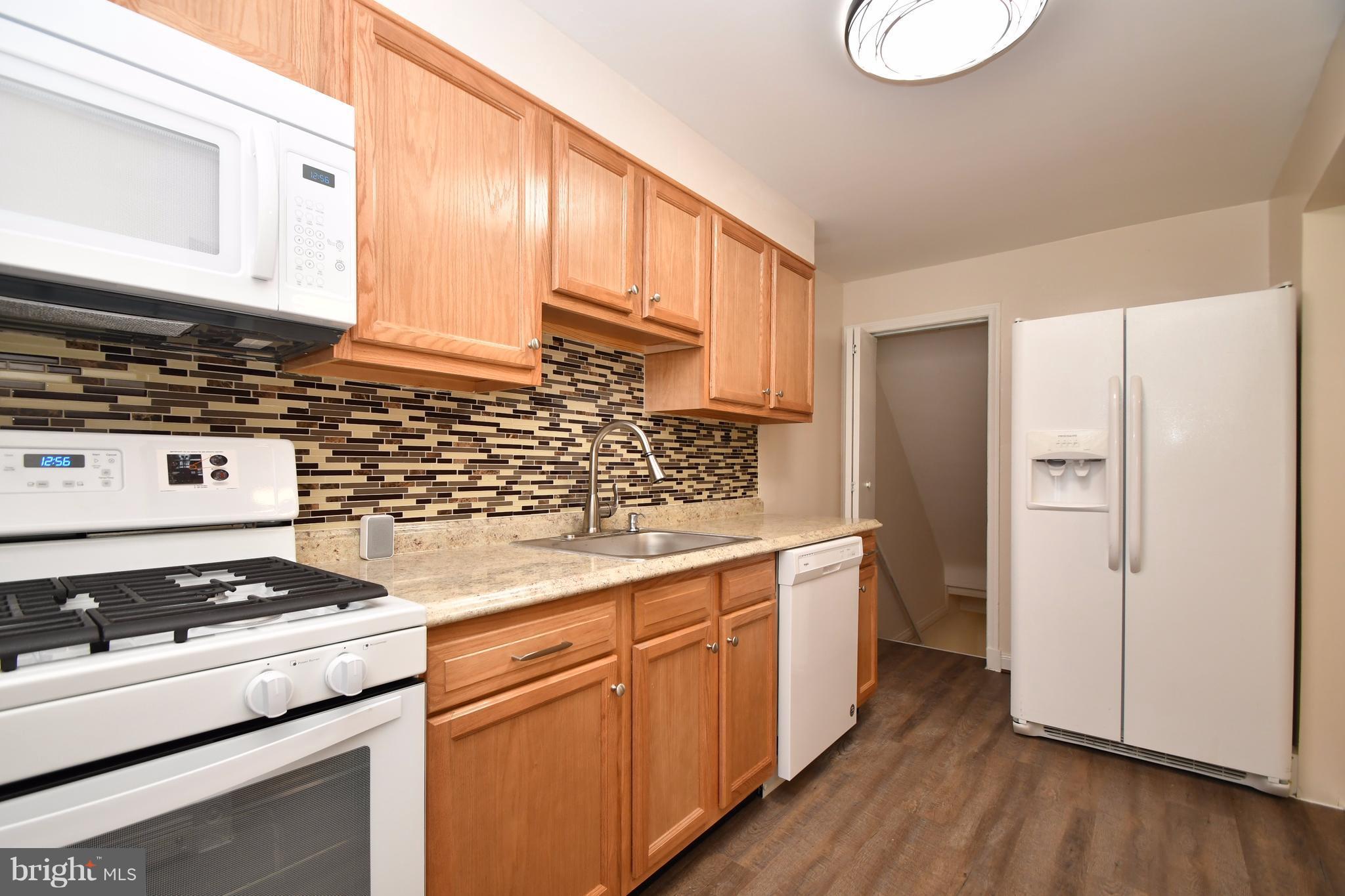 7517 Lawrence Road Baltimore, MD 21222 - Photo 14 of 30 Kitchen