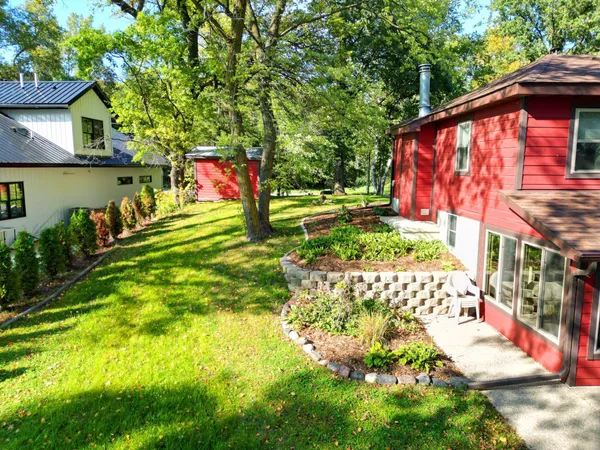 $470,000 | 6567 150th Avenue Northeast, Spicer, MN 56288