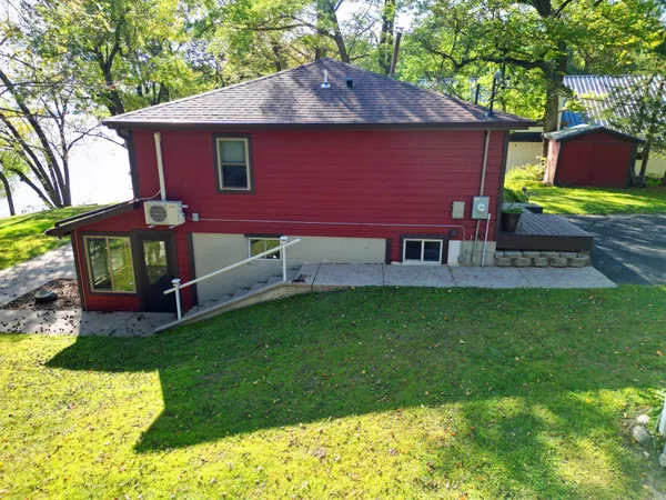 $470,000 | 6567 150th Avenue Northeast, Spicer, MN 56288