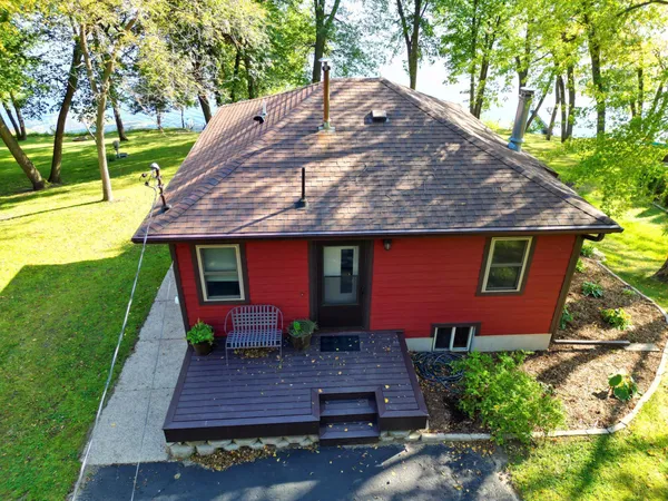 $470,000 | 6567 150th Avenue Northeast, Spicer, MN 56288