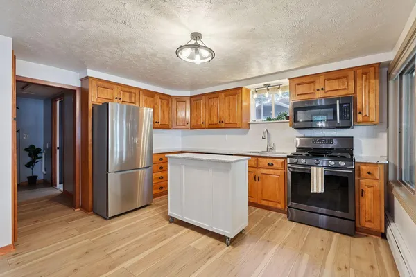 $470,000 | 6567 150th Avenue Northeast, Spicer, MN 56288