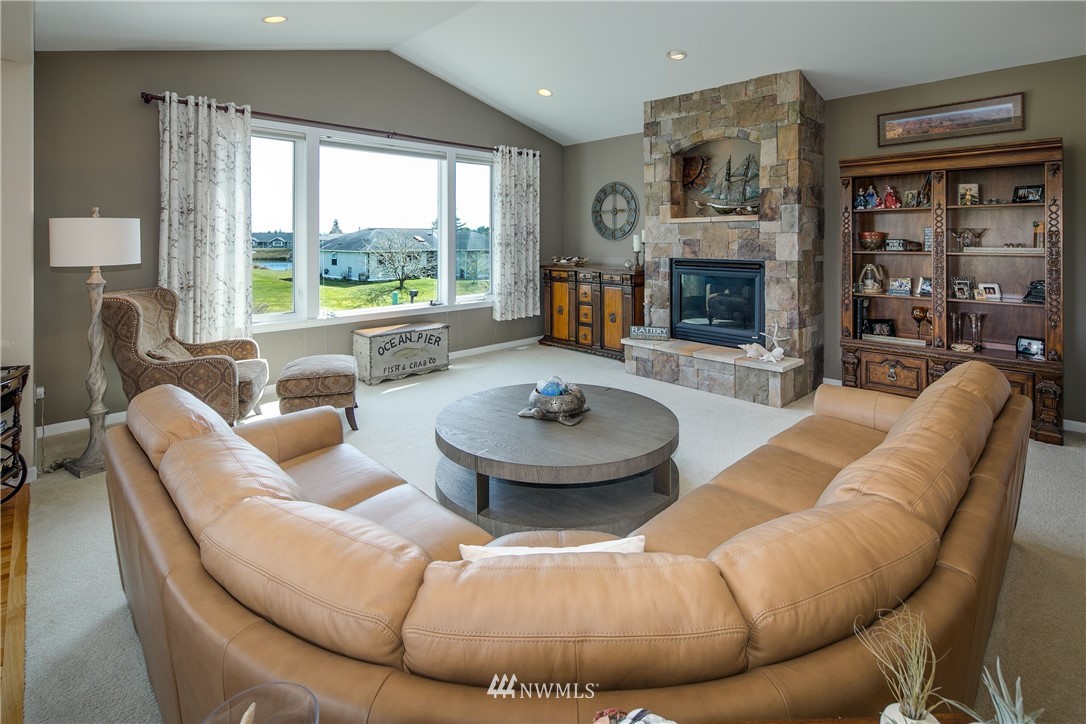 8217 Chehalis Road Blaine, WA 98230 - Photo 4 of 35 Gallery Image 4