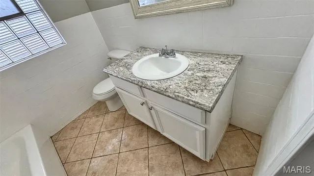 $1,575 | 11975 Old Halls Ferry Road, Black Jack, MO 63033