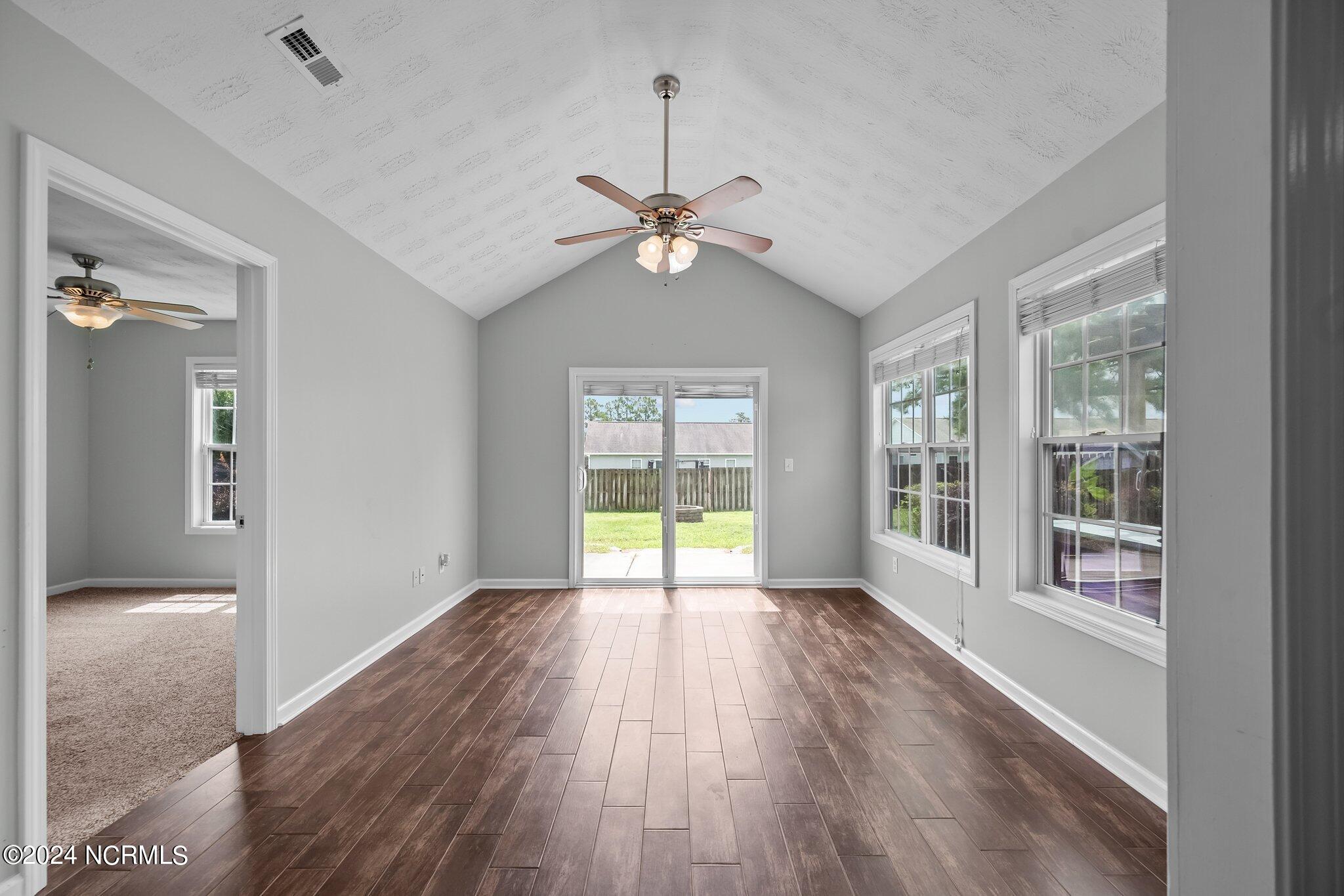 244 Red Carnation Drive Holly Ridge, NC 28445 - Photo 11 of 32 11-web-or-mls-_Z729155