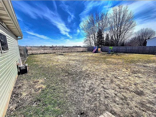 $195,000 | 116 3rd Street South, Gaylord, MN 55334